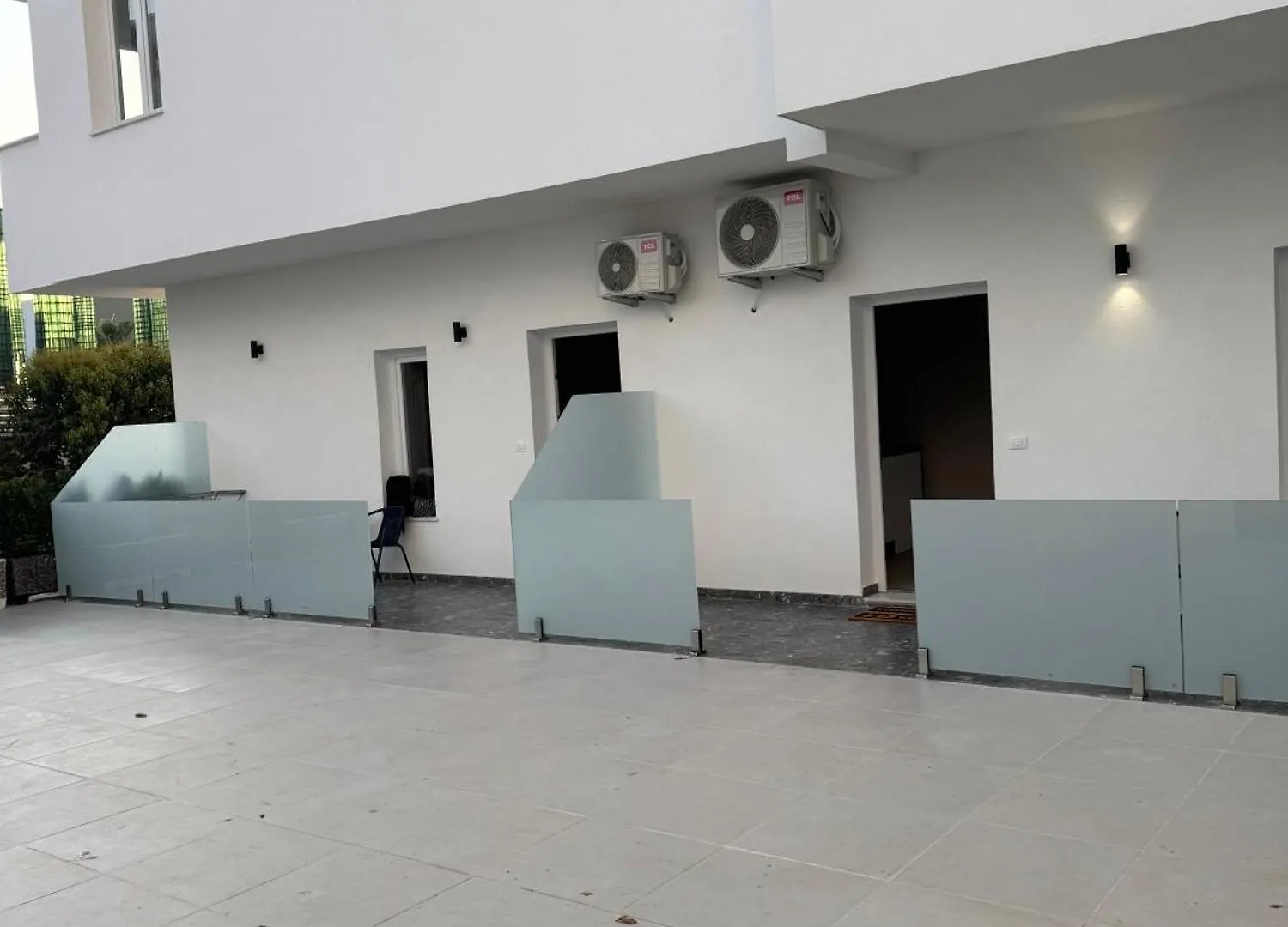 White Arena Apartments Golem  غوليم